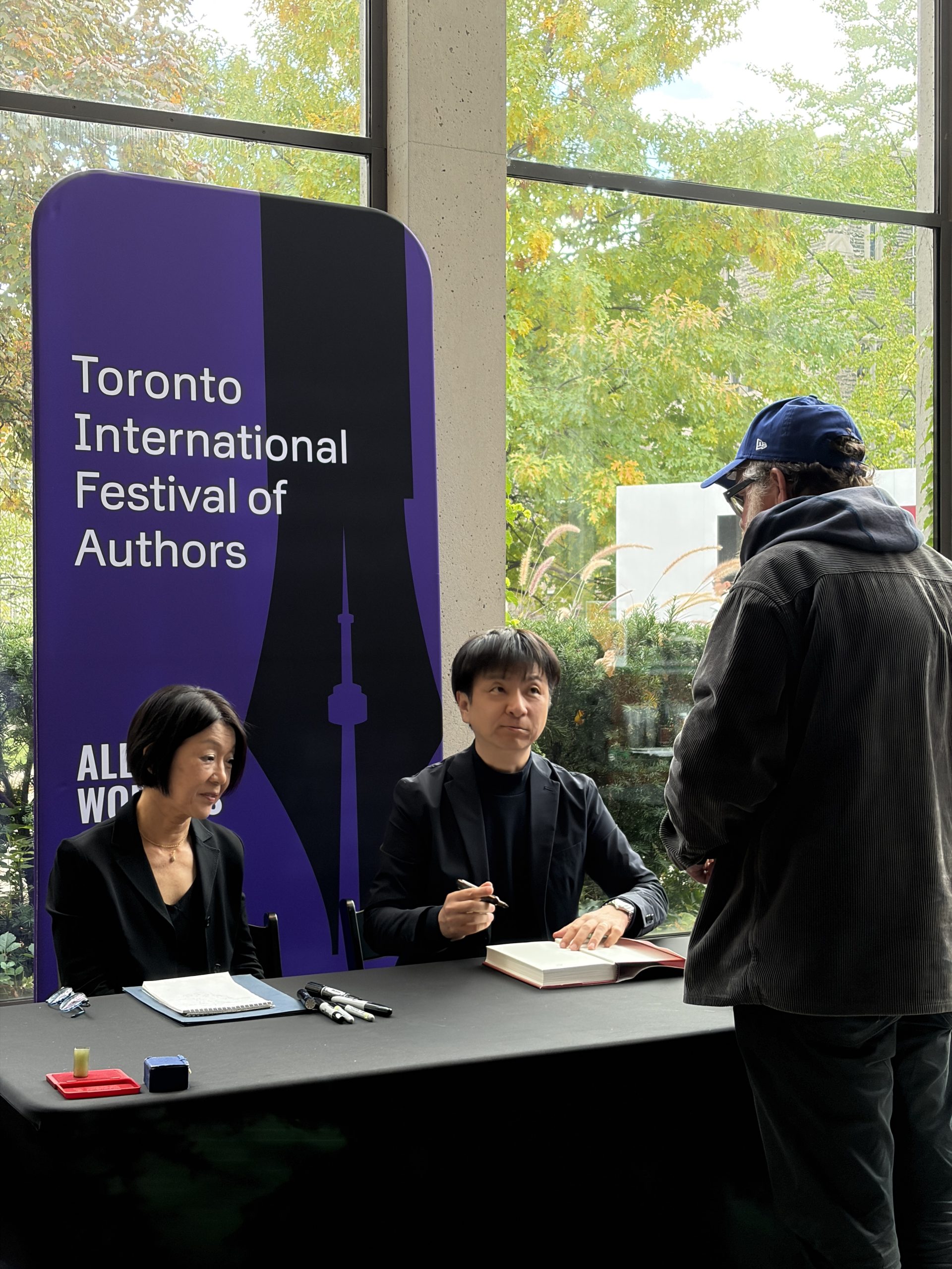 サイン会の画像