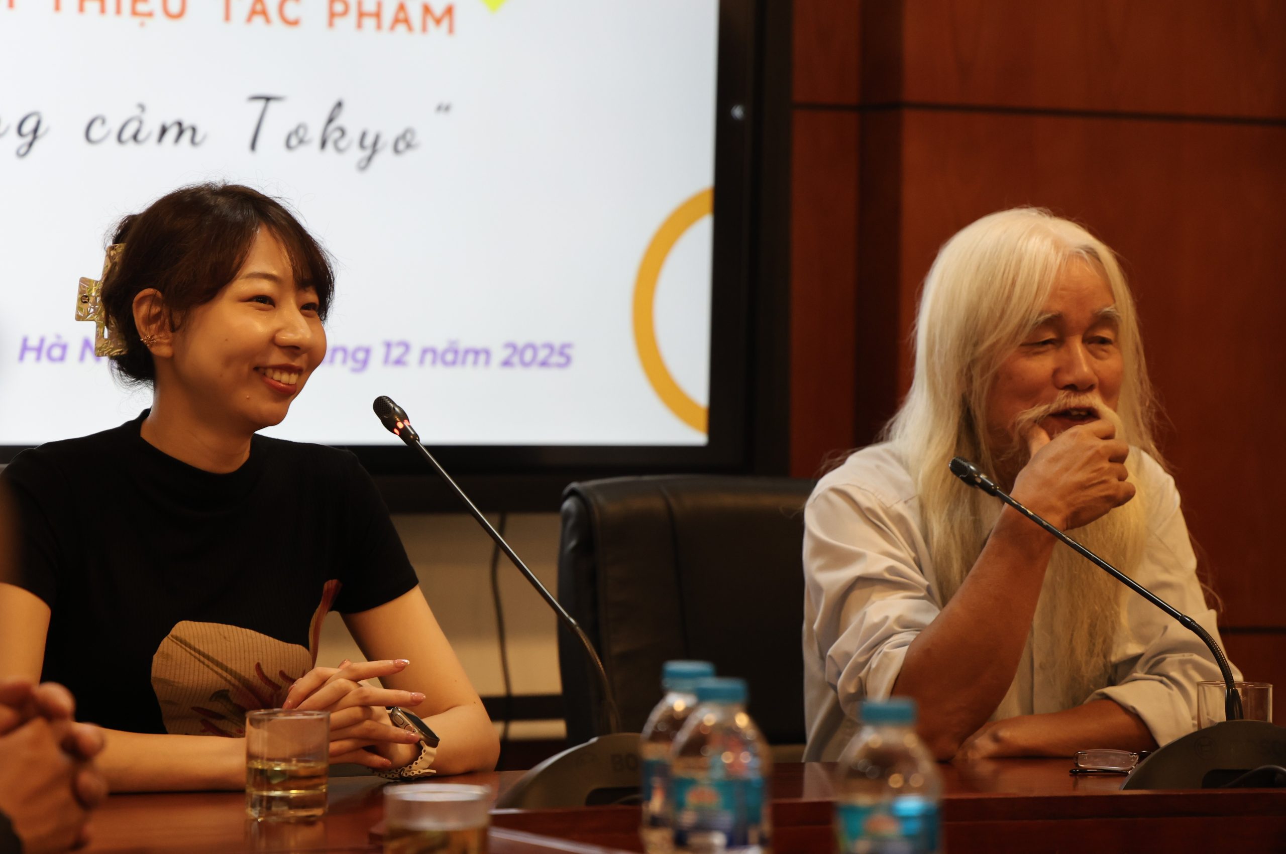 image of Ms. Qudan and Professor Phạm Xuân Nguyên